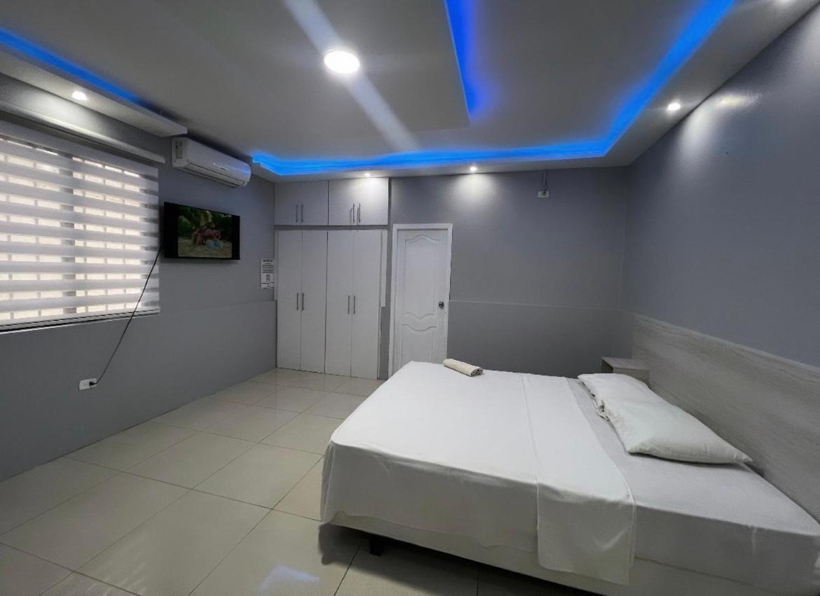 Hotel Kp ปอร์โตเวียโฆ ภายนอก รูปภาพ