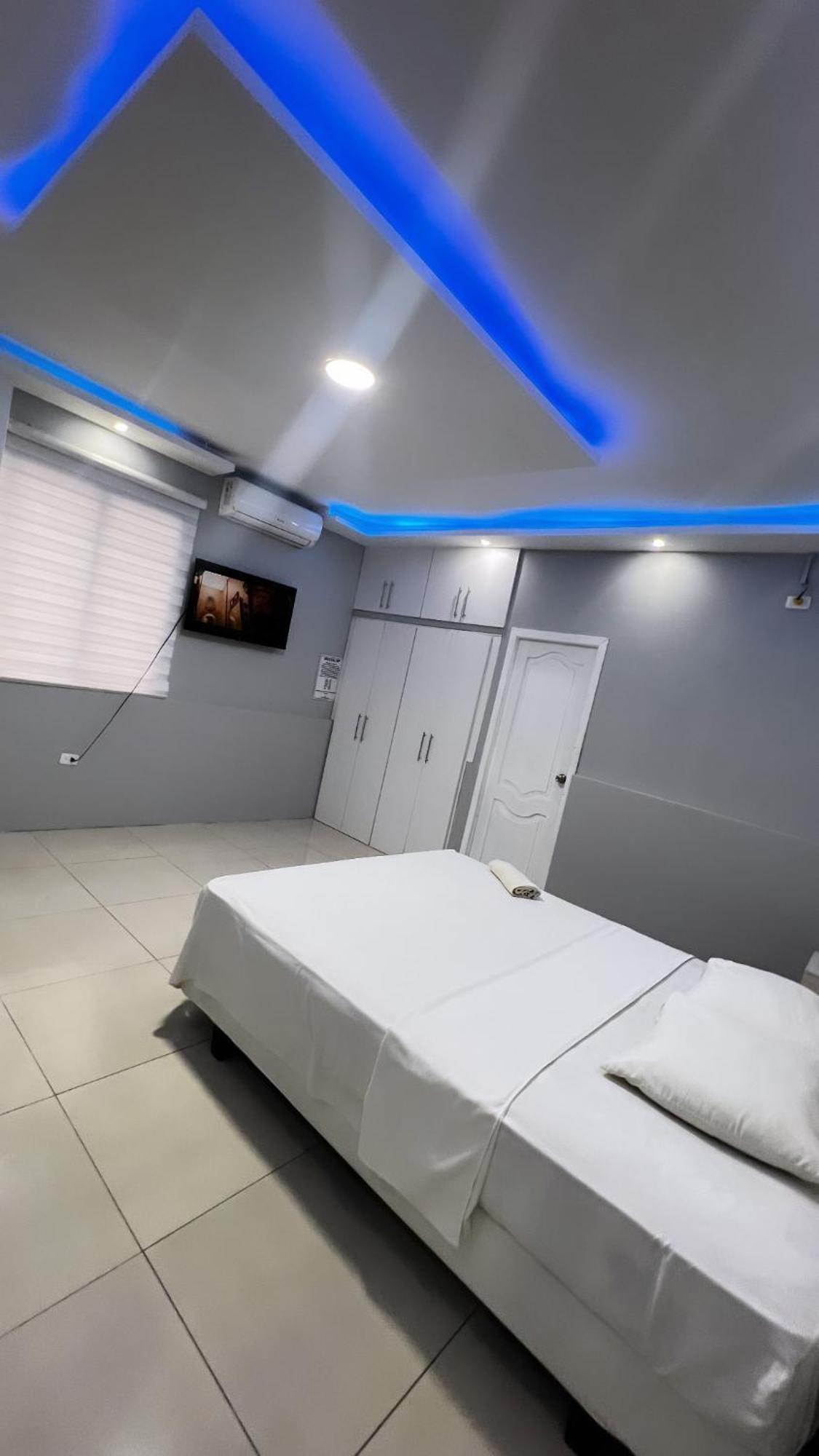 Hotel Kp ปอร์โตเวียโฆ ภายนอก รูปภาพ